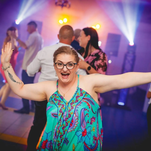 437408413 2702594833242012 8841108989965623 N